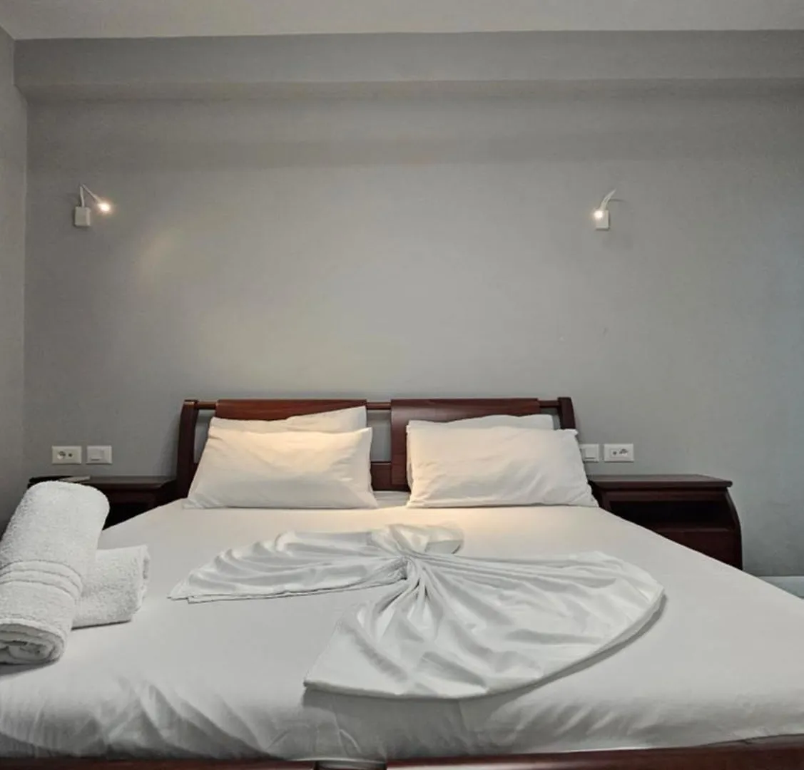 Xplore Apartment Тирана Албания