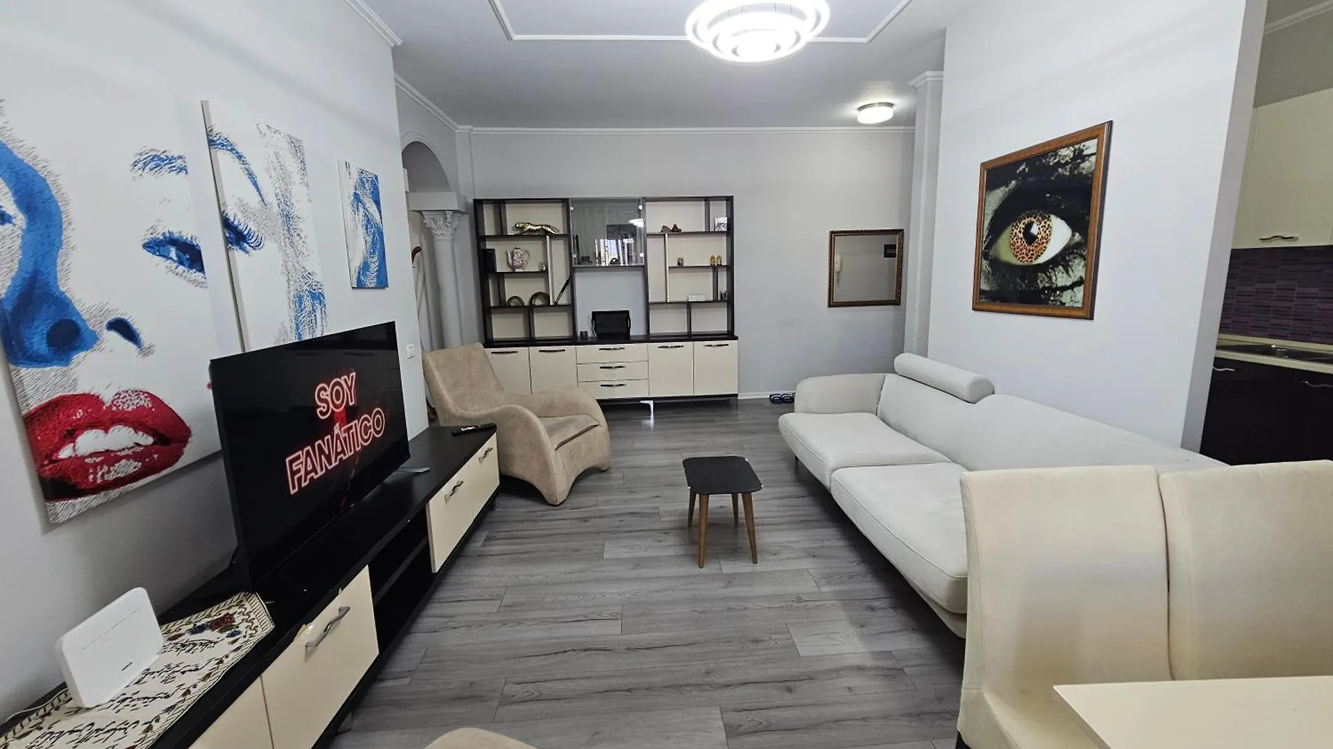 Xplore Apartment Тирана